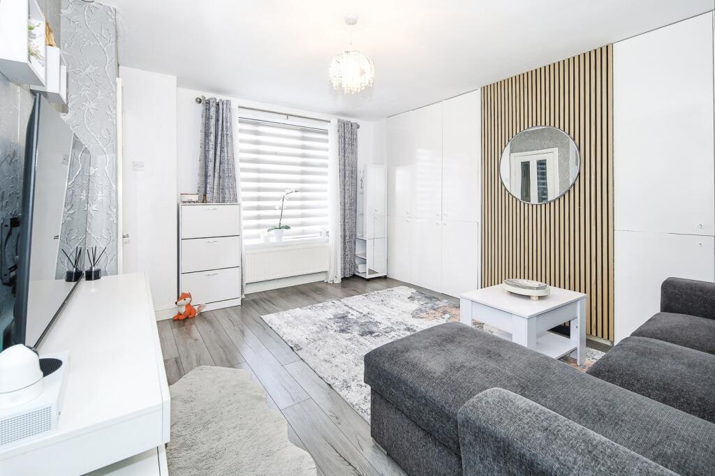 Eatesbrook Road, BIRMINGHAM, West Midlands, B33 photo 5