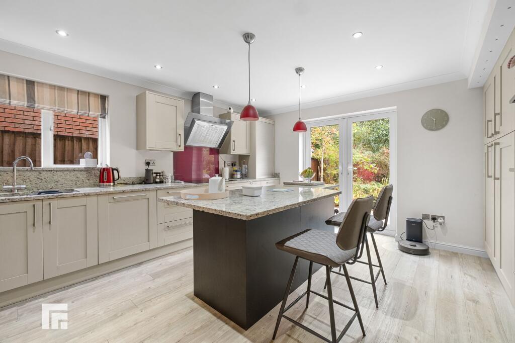 Morganstown, Cardiff, CF15 photo 3