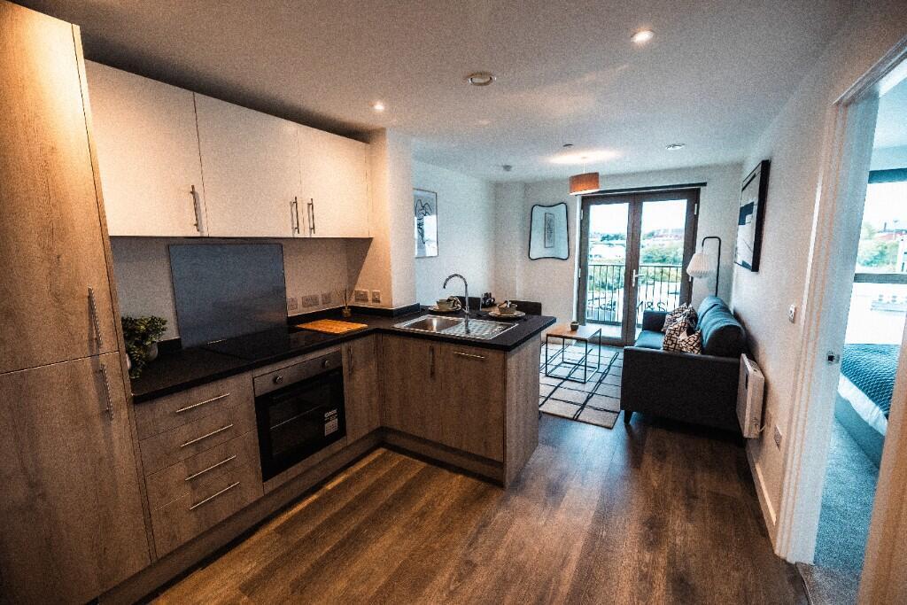 Main image of property: 205E New Baillie Street, Rochdale, Greater Manchester, OL16 1AU