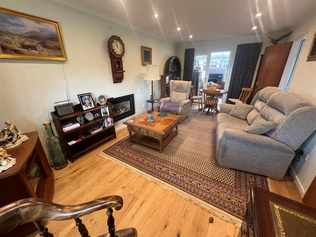 Additional image 6 of Greenway Close, Wincanton