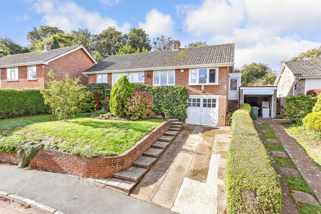 4-bed house on Chatfield Lodge, Newport, Isle of Wight, £274,500