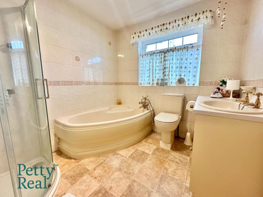 Additional image 11 of Pendle Fields, Fence