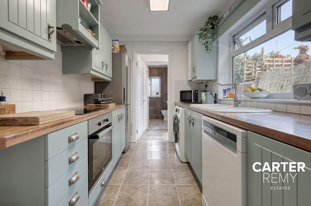 3-bed terraced on Rosedale Road, Grays, RM17, £340,000