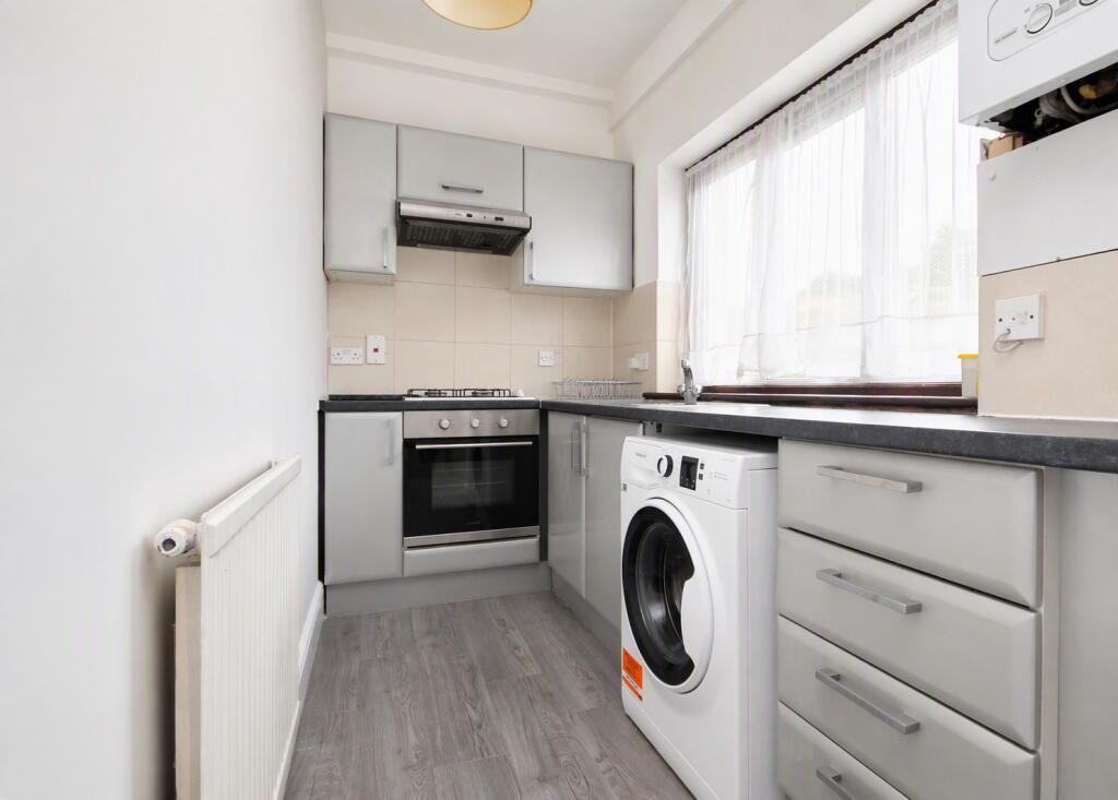 Apartment in London - View 3