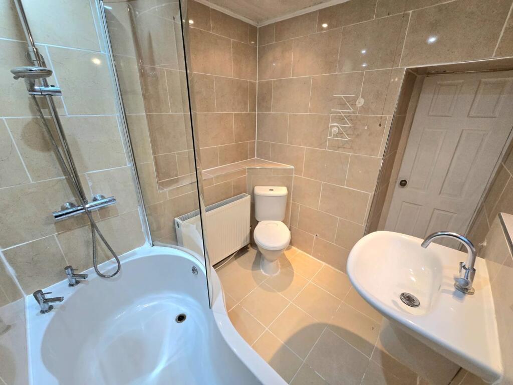 House in Cardiff, Ogmore Valley - View 5