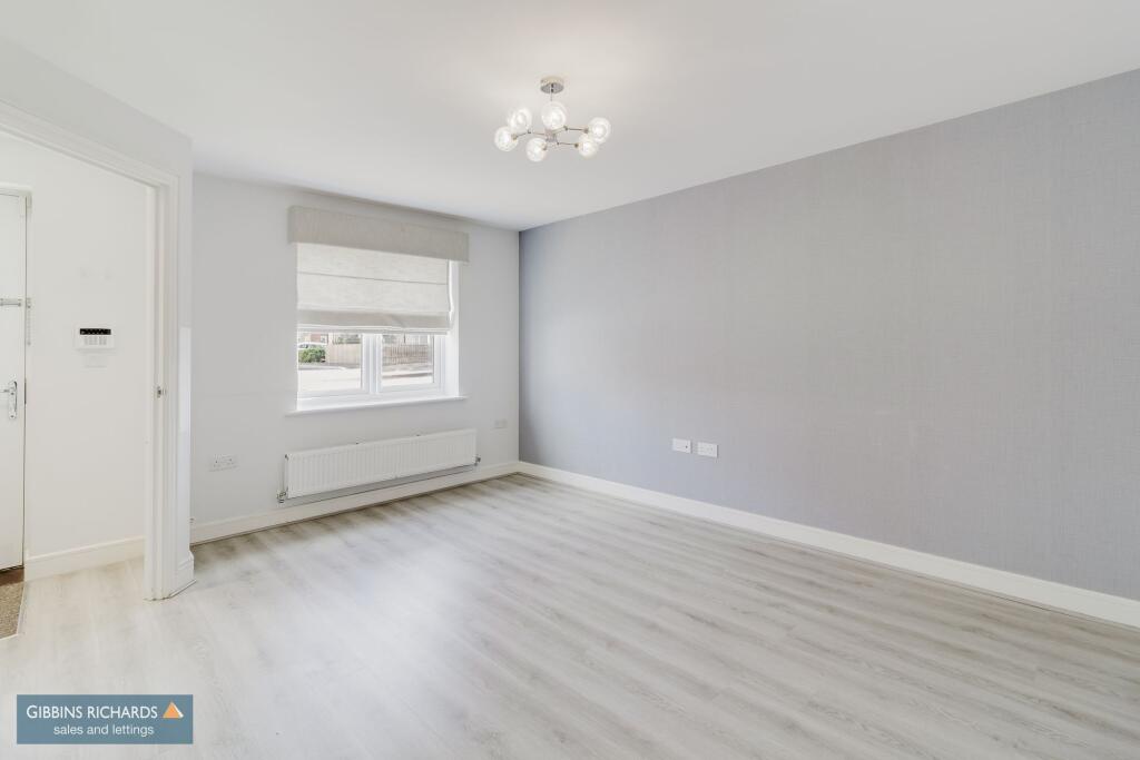 House in Taunton - View 5