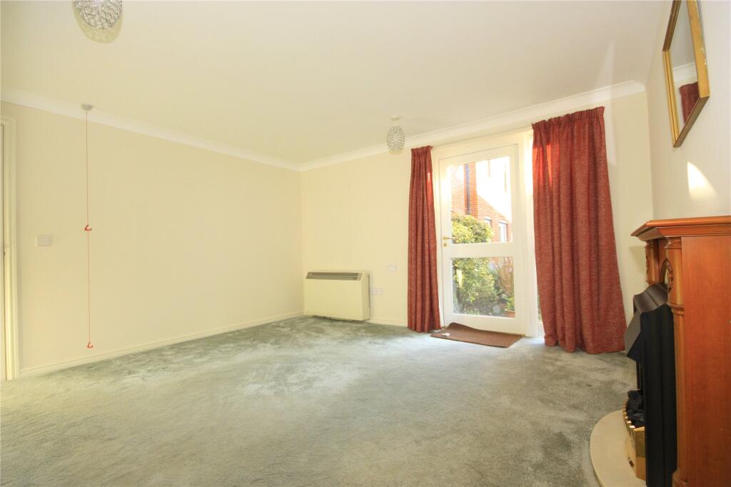 Springwell, Havant, Hampshire, PO9 - View 4