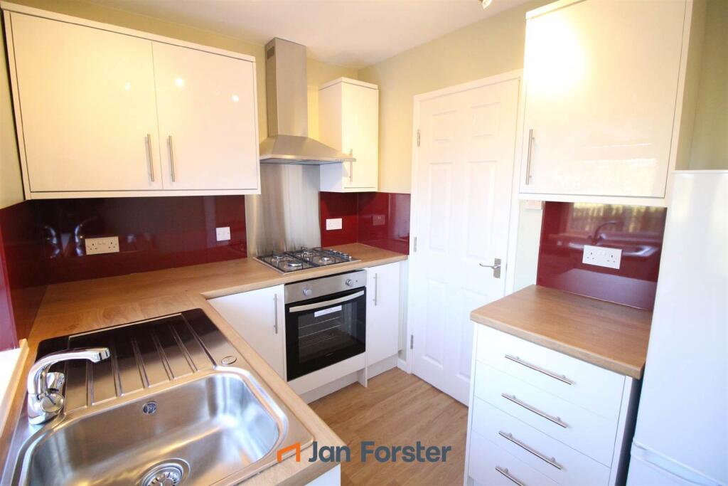 Apartment in Newcastle upon Tyne, Tyne and Wear - View 4