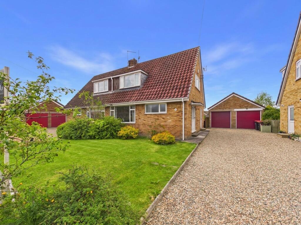 Main image of property: 13 The Rise Thornton-Le-Dale Pickering YO18 7TG