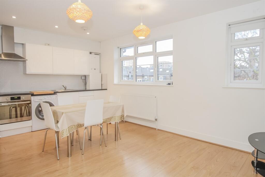 Main image of property: Crest Court, The Crest, Hendon, NW4