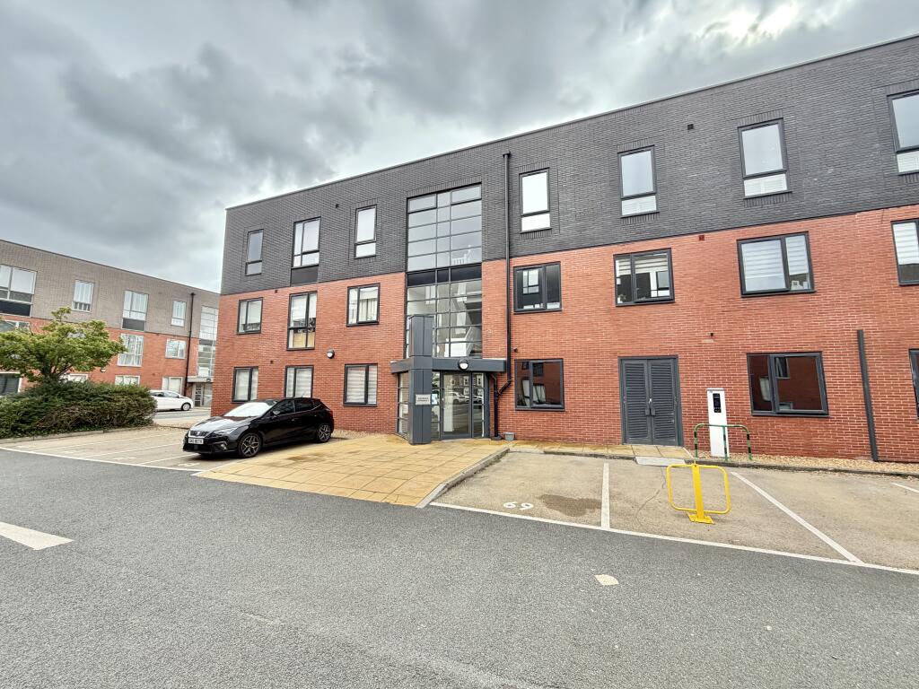 Studio flat on Crossford Court, Dane Road, Sale, Trafford, £240,000
