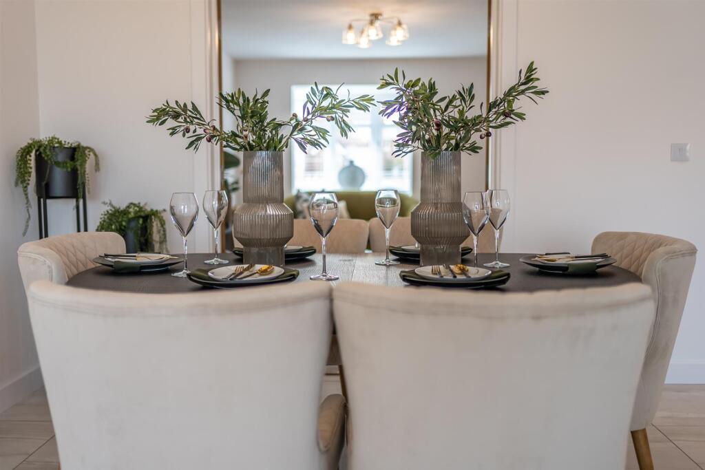 House in Doncaster - View 5