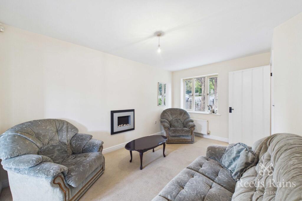 House in Kirklees, West Yorkshire - View 3