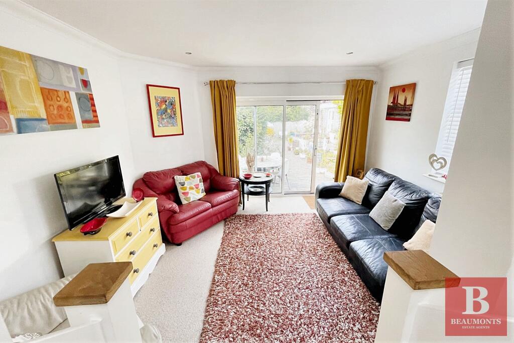 House in Brighton, Hollingbury - More