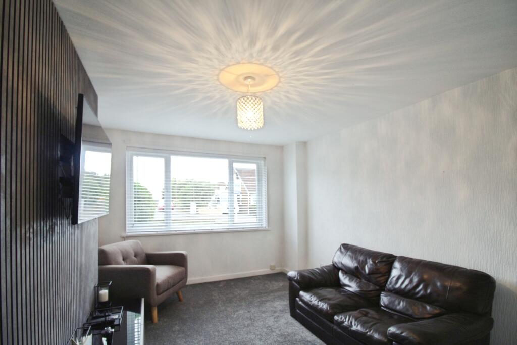 Redhill Avenue, Wakefield, WF3 photo 4