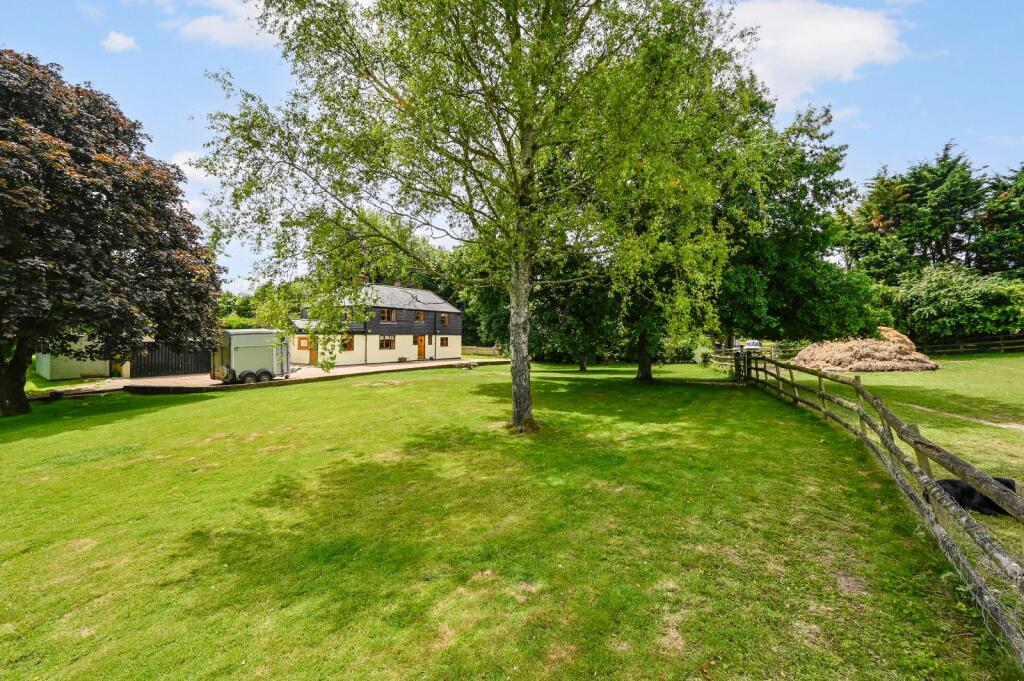 Main image of property: The Lane, Guston, Dover, CT15