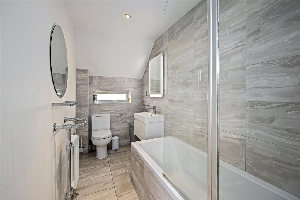 Apartment in London, St Margarets - More