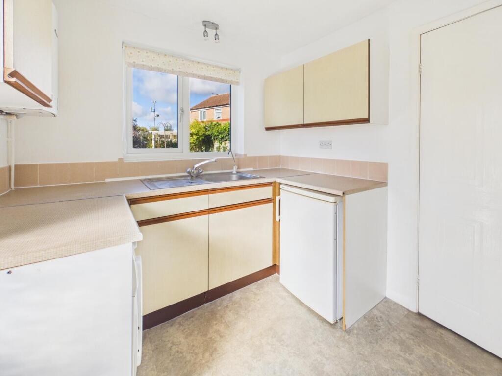 House in Lincoln - View 5