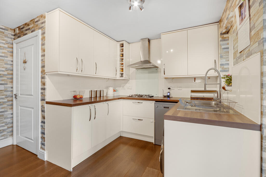 Malthouse Court, Liversedge, WF15 photo 4