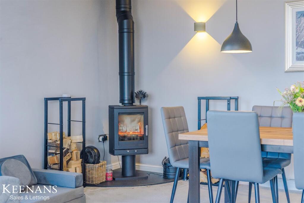 Additional image 17 of Kings Causeway, Brierfield, Nelson