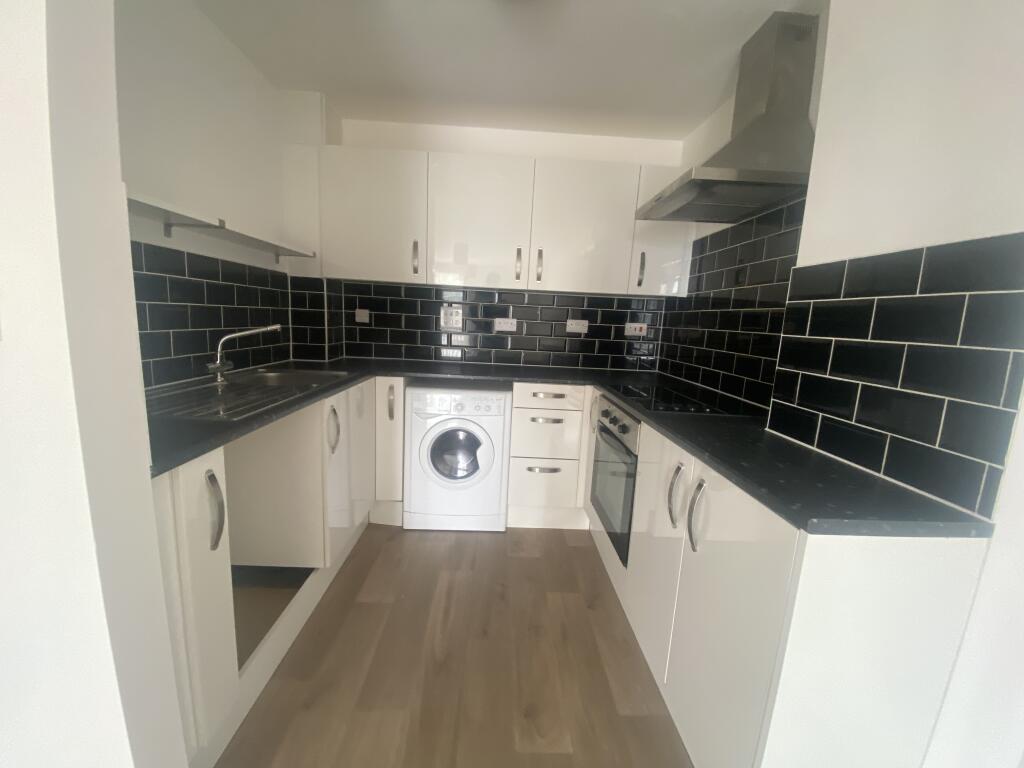 Apartment in Portsmouth - View 4