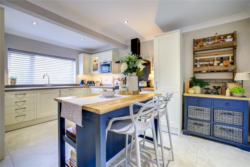Colstan Road, Northallerton, North Yorkshire, DL6 photo 3