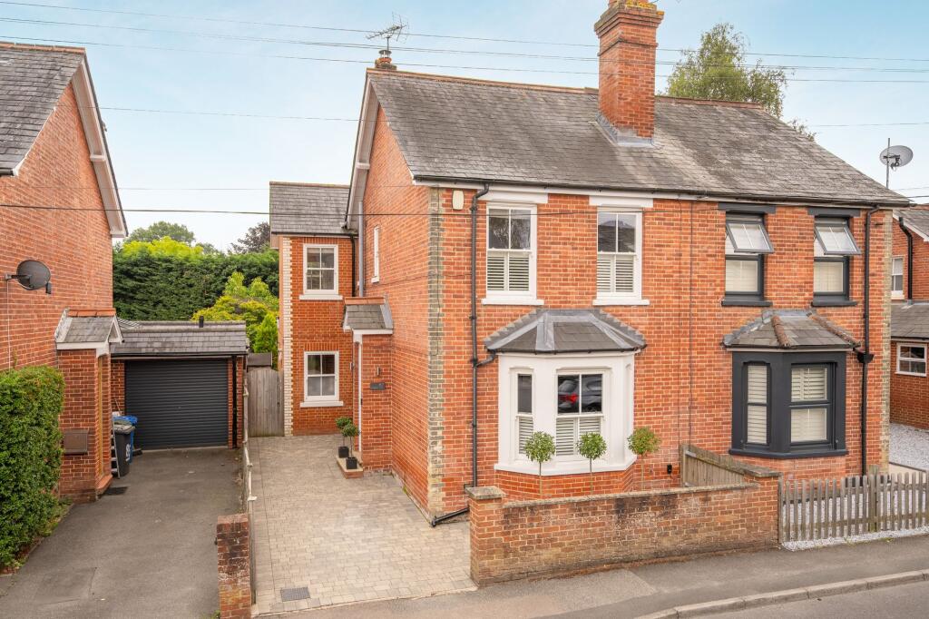 3-bed semi-detached on Kennel Ride, Ascot, £750,000