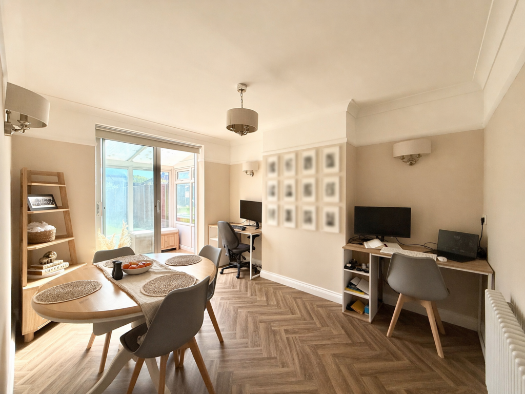 Richmond Road, Yeovil, Somerset - View 5