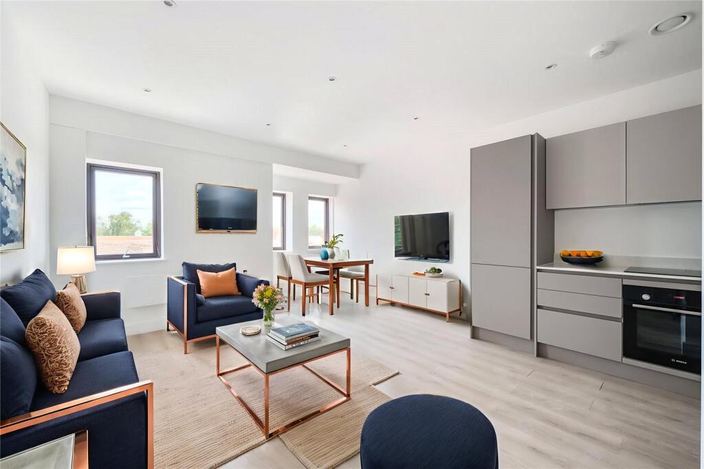Peach Street, Wokingham, Berkshire, RG40 photo 3