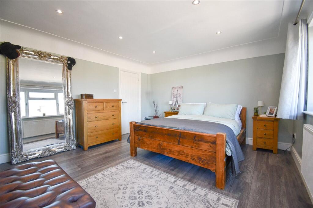 Apartment in Moreton, Liverpool City Region - View 4