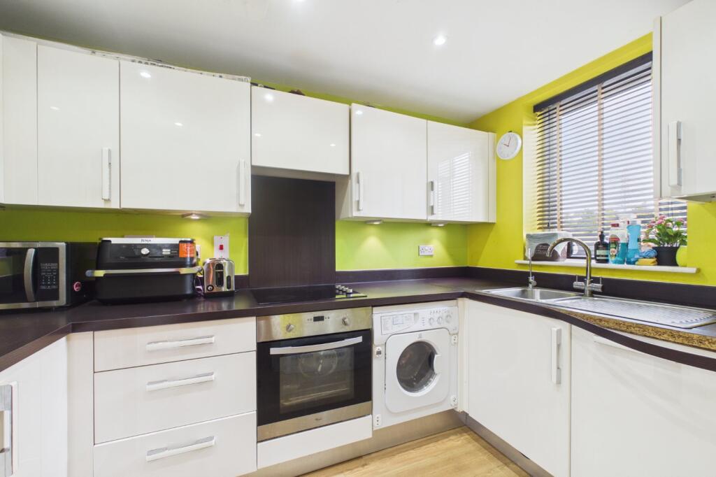 House in Dartford - View 3