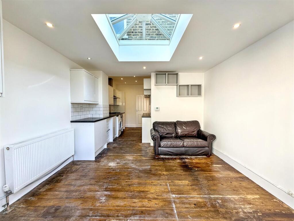 House in London, Stratford - View 3