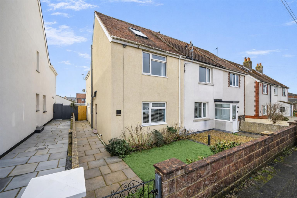 Main image of property: Seymour Road, Lee-On-The-Solent