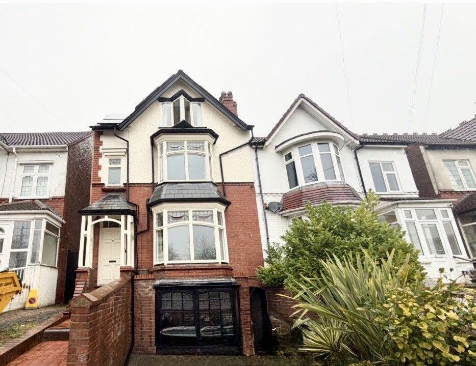 6-bed semi-detached on Hinstock Road, Birmingham, £450,000