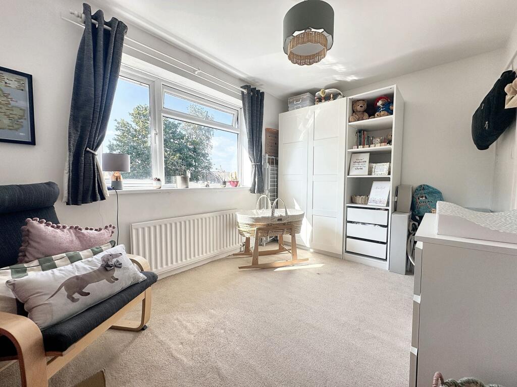 Cordelia Close, Dibden, SO45 photo 2