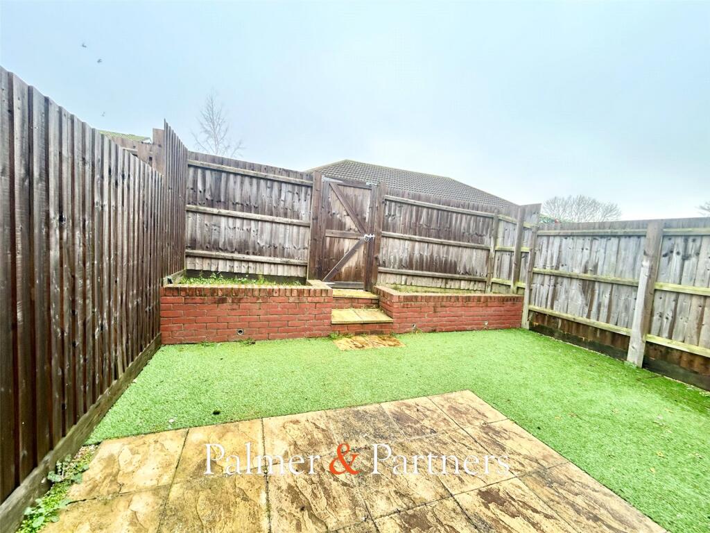 Luff Way, Walton on the Naze, Essex, CO14 photo 4