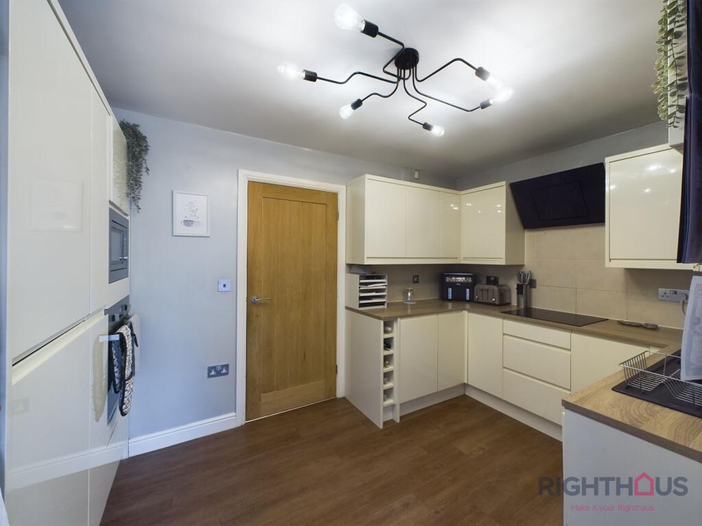 Additional image 8 of Lime Vale Way, Bradford, BD6