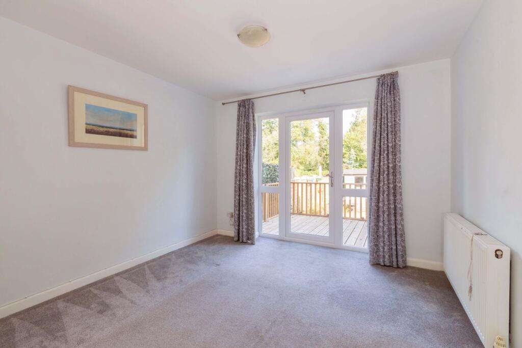 House in Slough, Windsor and Maidenhead - More