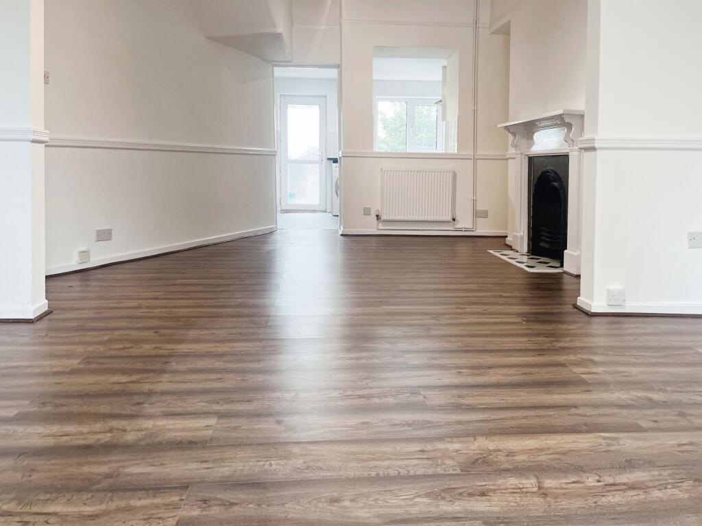 House in Swansea - View 4