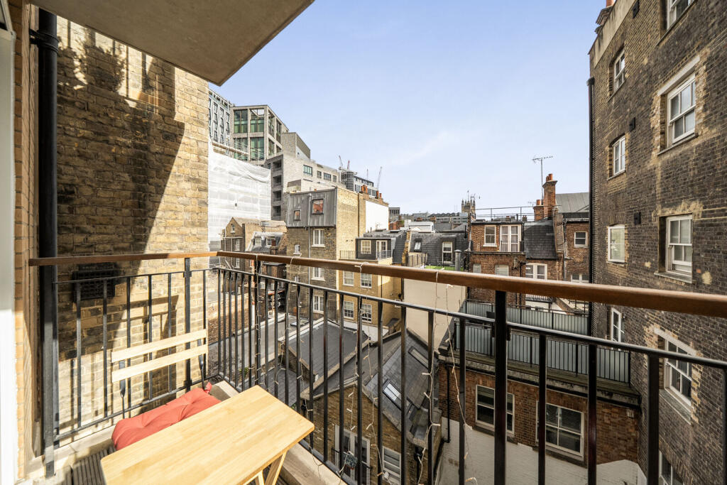 Apartment in London, City of Westminster - View 5