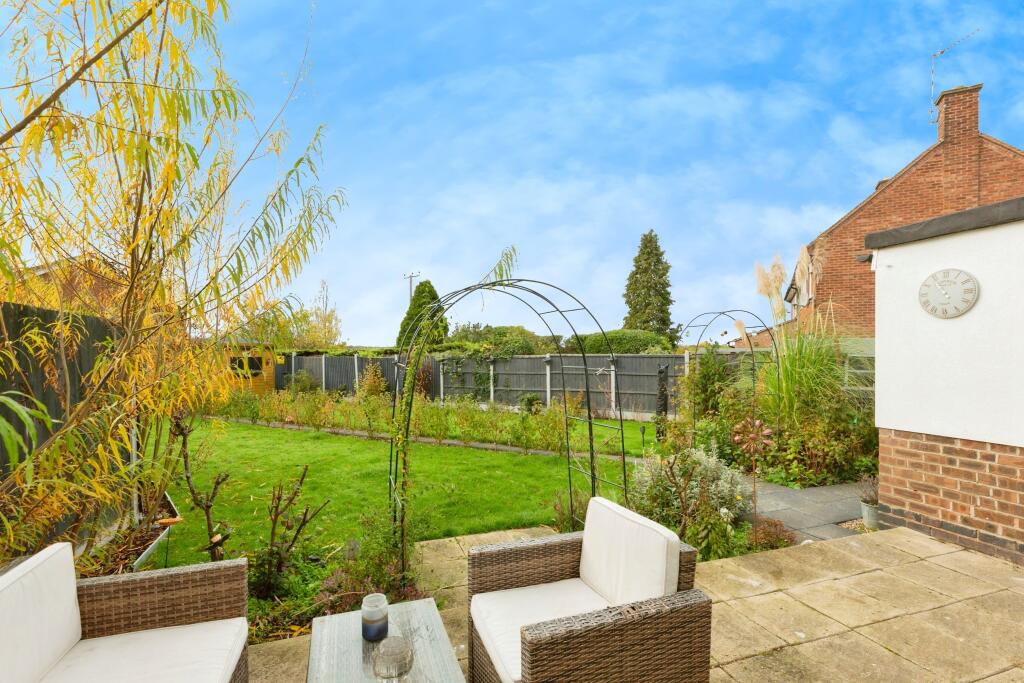 Pougher Close, Sapcote, LE9 photo 4