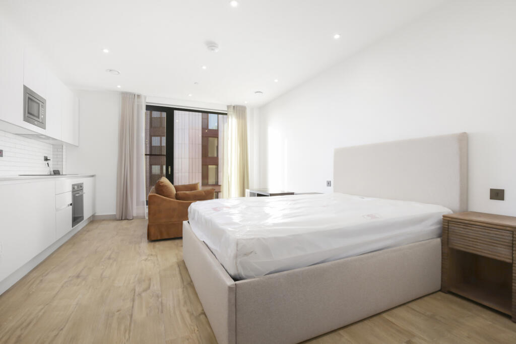 Main image of property: Selborne Road, London, E17