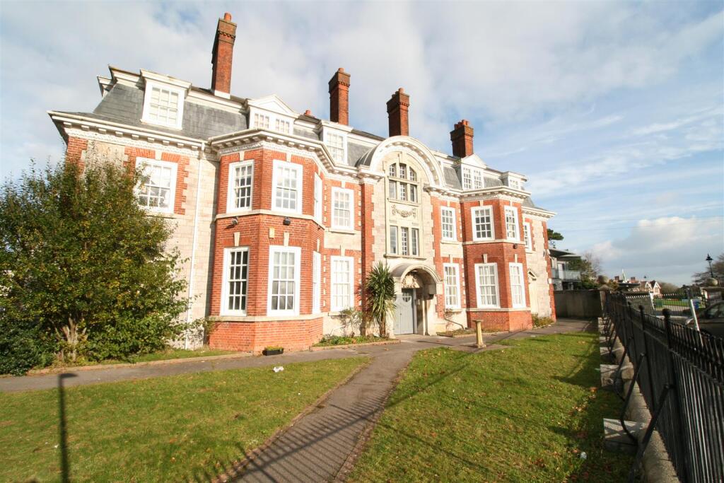 Main image of property: Greenbank Terrace, Greenbank, Plymouth
