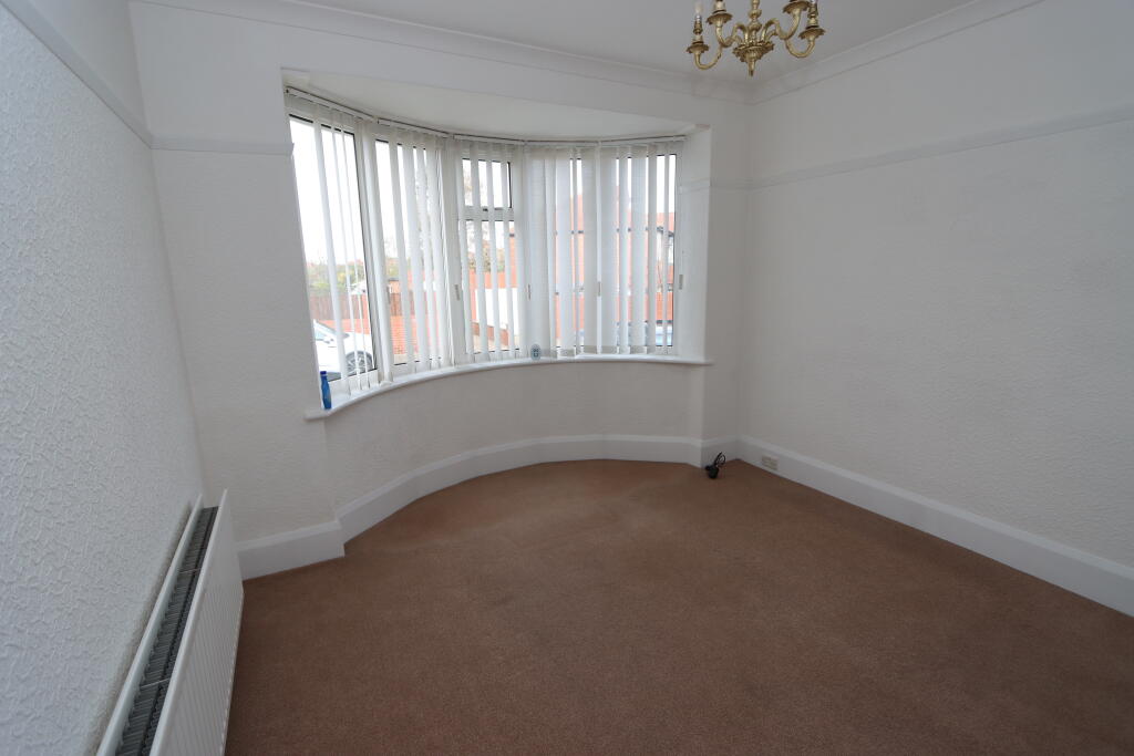 Sandhurst Avenue,
Cullercoats, Tyne and Wear,
NE30 3DW photo 4