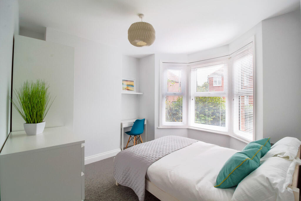 Main image of property: 247 Cranbury Road, EASTLEIGH, Hampshire, SO50