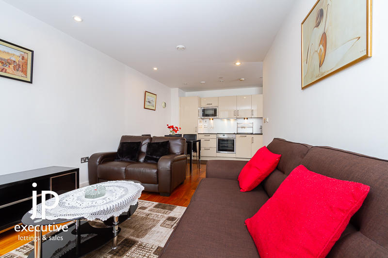 Apartment in Cardiff - View 4