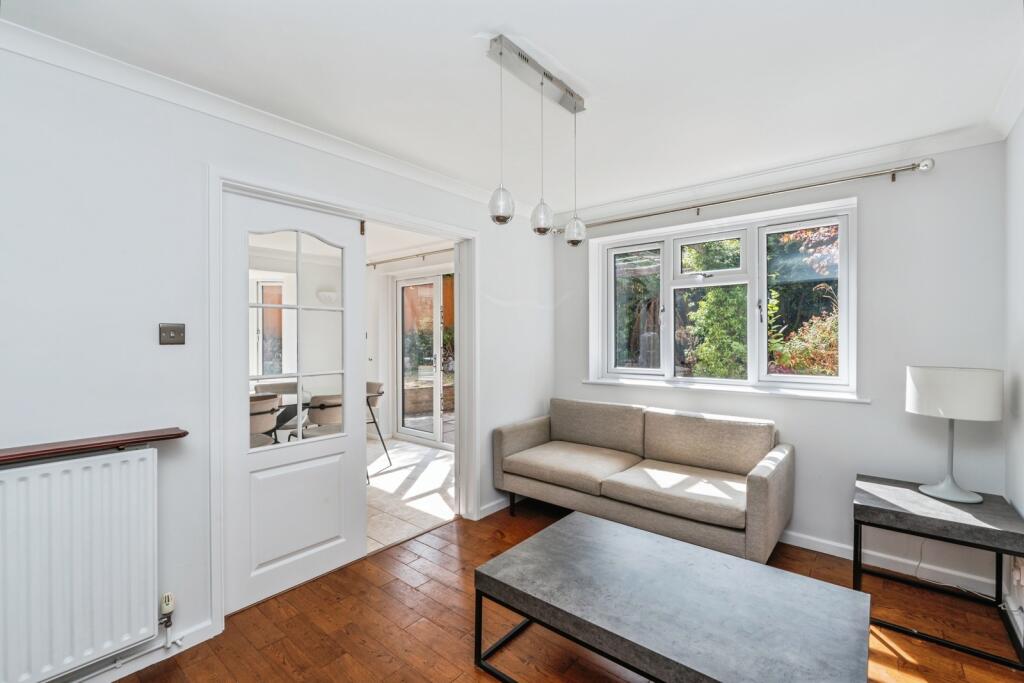 House in Southampton - View 4