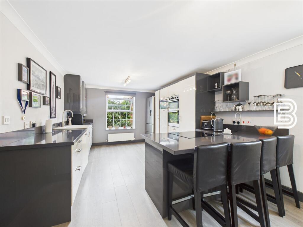 House in Rugby, Warwickshire - More