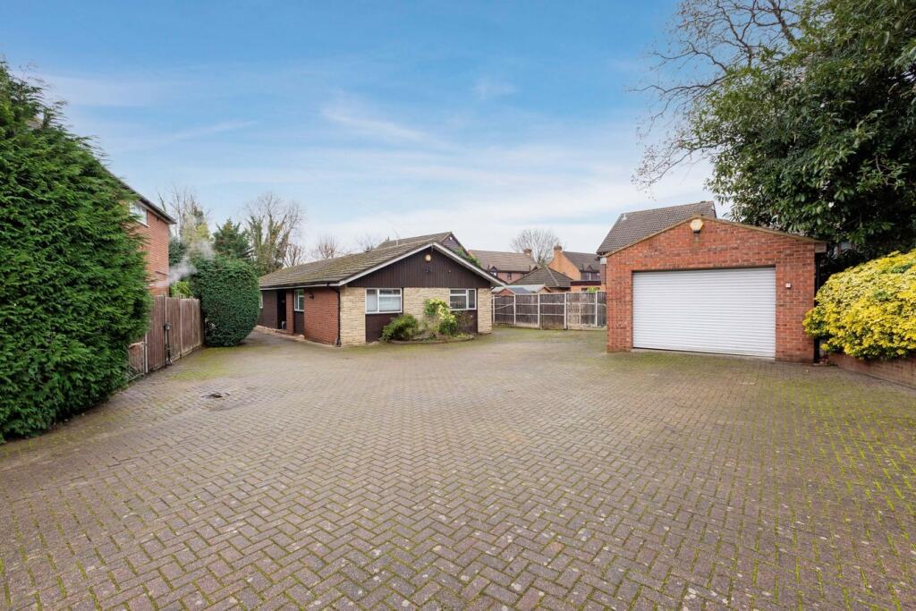 Main image of property: Appletree Lane, Langley, SL3