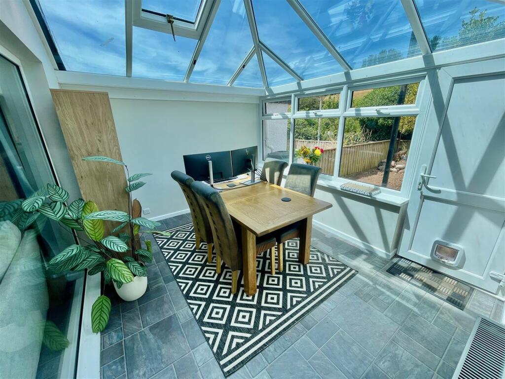House in Plymouth, Tamerton Foliot - More